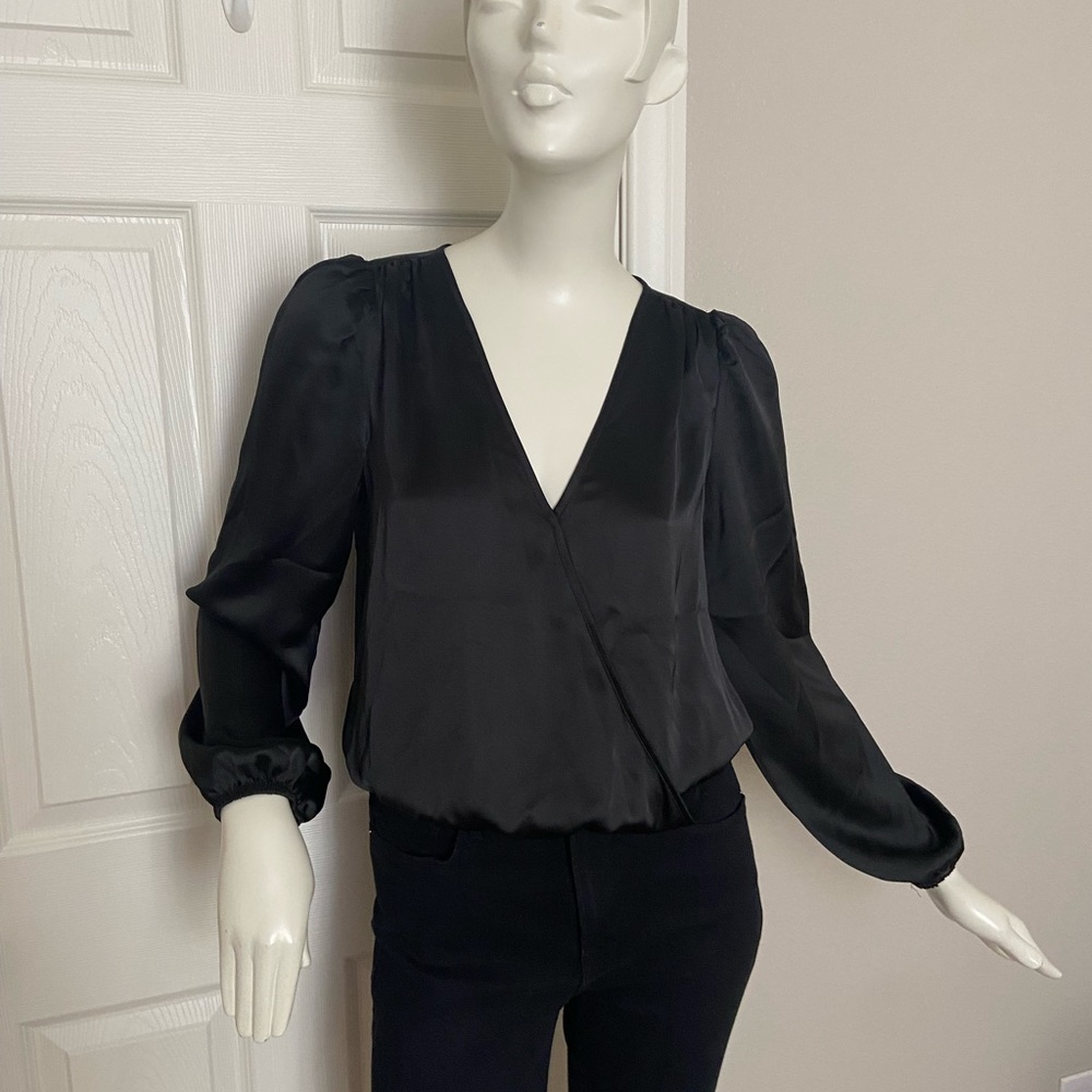 Sincerely Jules Black Silky Wrap Long Sleeve Blouse Size S